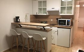 Studio Cabine Dans Residence Avec Piscine
